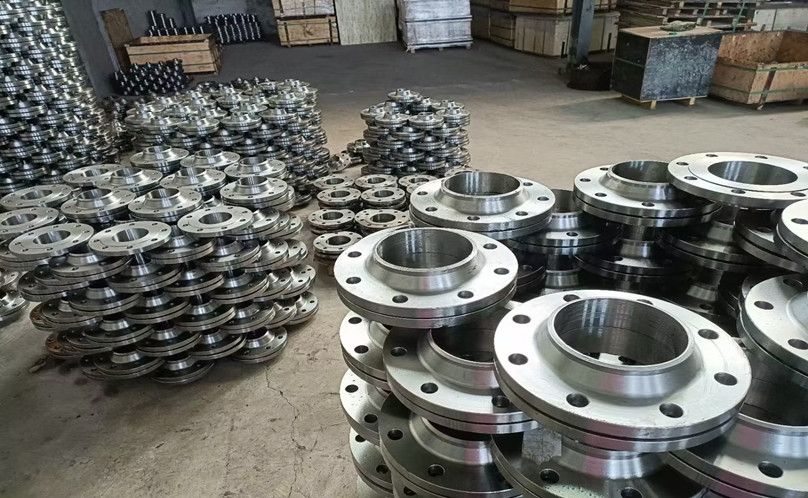 Descripción general de bridas y accesorios