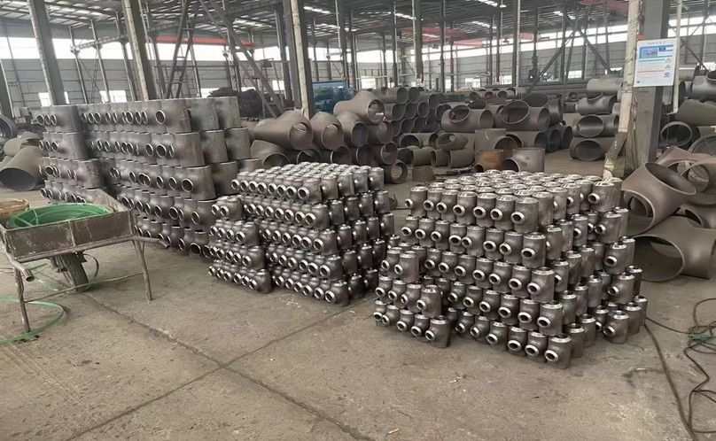 Accesorios para tuberías industriales: tipos y aplicaciones