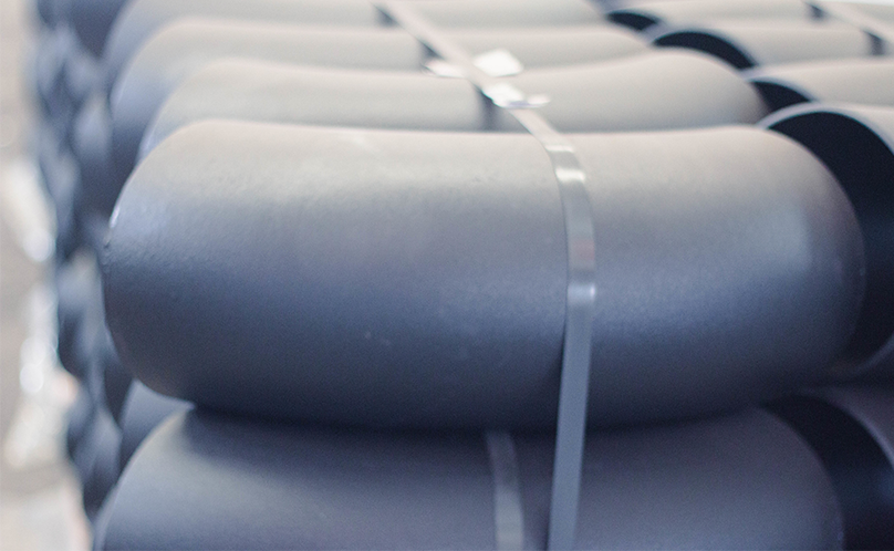 Resistencia a la corrosión de accesorios de tuberías: materiales y revestimientos.