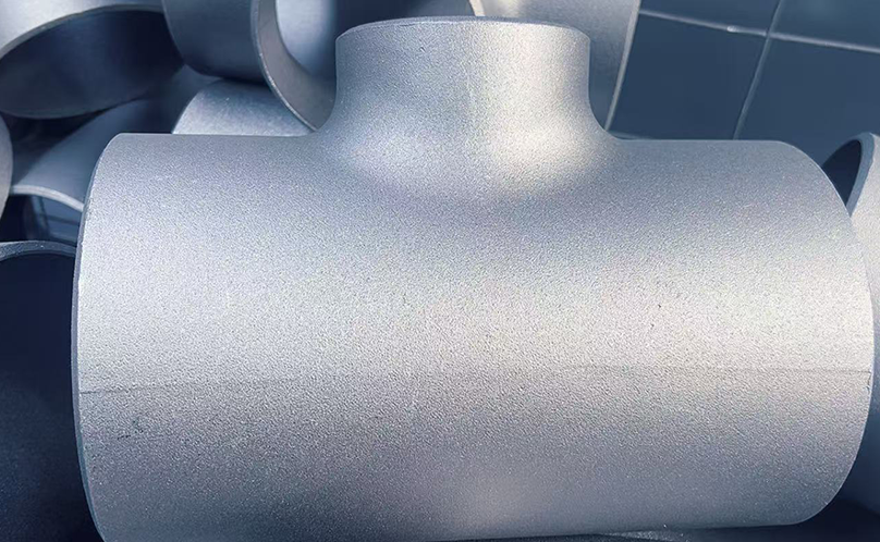 Intercambio de conocimientos sobre tes de acero inoxidable