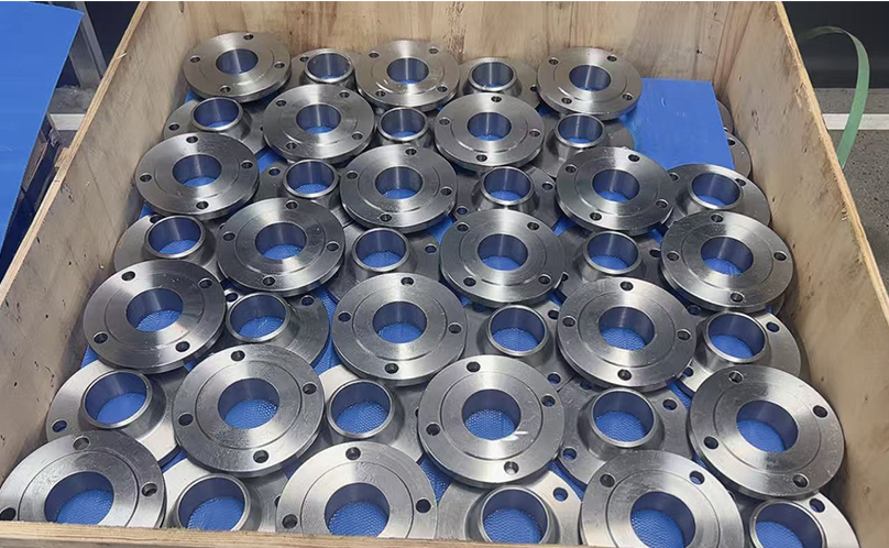 ¿Cuál es la diferencia entre la brida de soldadura a tope y la brida de soldadura plana?