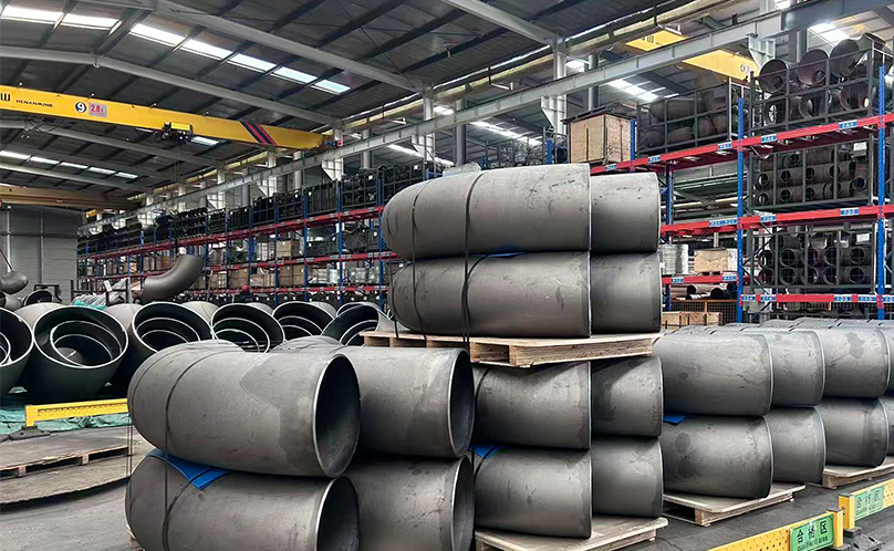 Muchos problemas de ingeniería en realidad tienen su origen en bridas y codos.